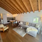 Mountain Glow Apartment *